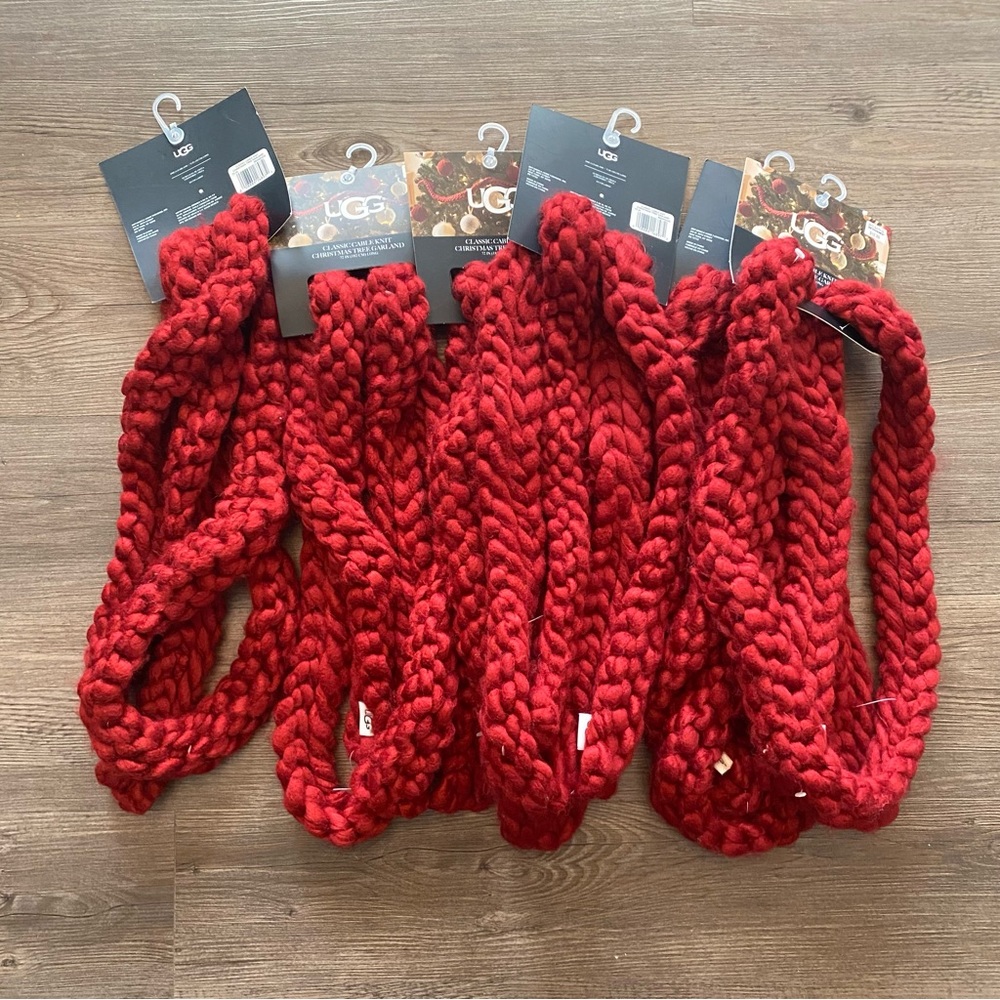 UGG Cable Knit Christmas Tree Garland